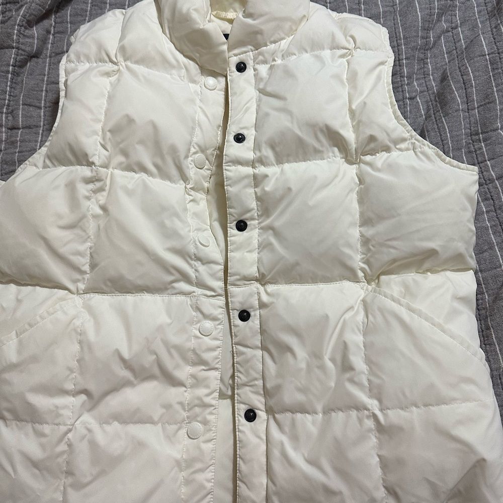 Lands' End Women's Ivory Puffer Vest